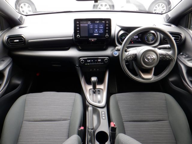 Toyota YARIS 2020-11 5886-1