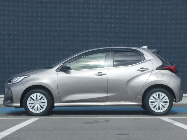 Toyota YARIS 2020-11 5886-16
