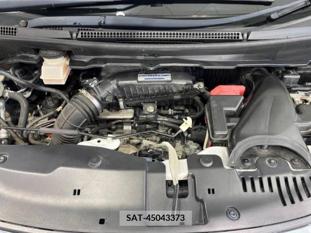 Honda e 2015-12 221408-18