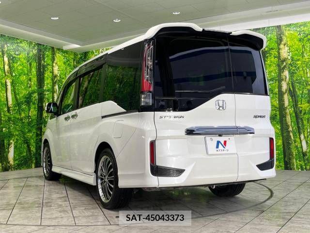 Honda e 2015-12 221408-15