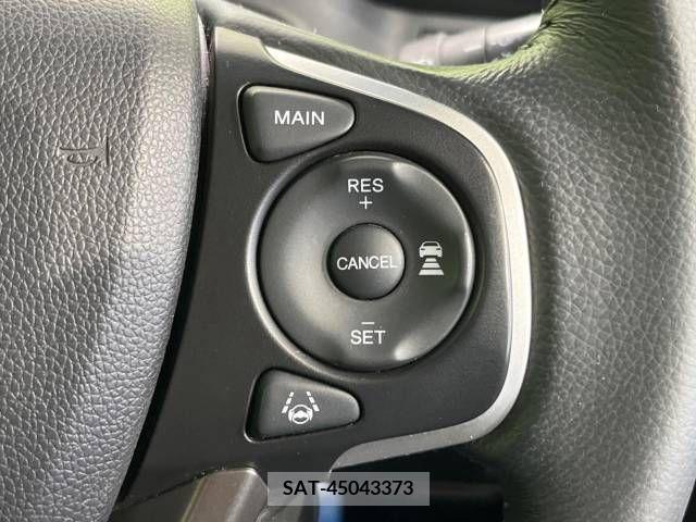 Honda e 2015-12 221408-6