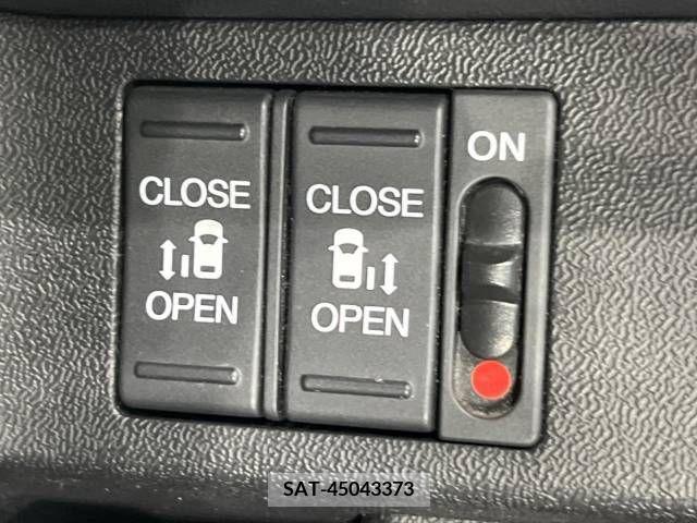 Honda e 2015-12 221408-2