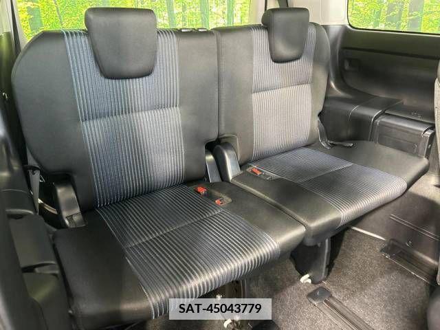 Toyota NOAH 2015-09 365095-10