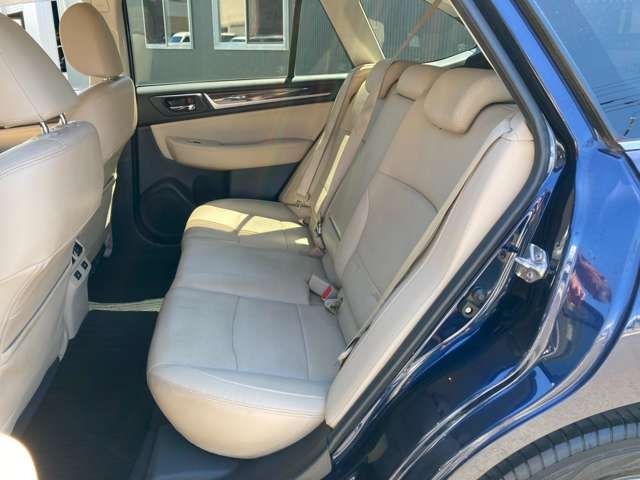 Subaru OUTBACK 2016-03 9736-22