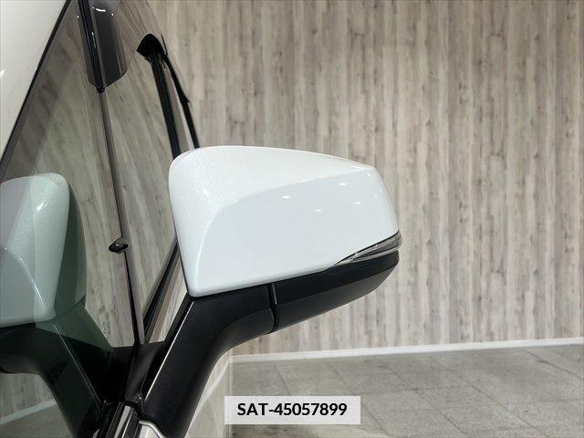 Toyota VELLFIRE 2017-01 377789-26