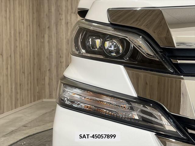Toyota VELLFIRE 2017-01 377789-23
