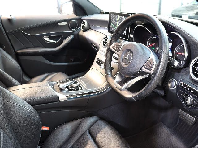 Mercedes Benz C-CLASS 2016-07 5720-11