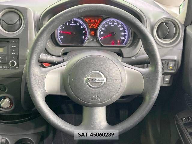 Nissan NOTE 2014-10 302357-11
