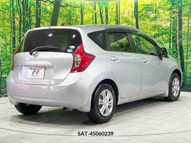 Nissan NOTE 2014-10 302357-17