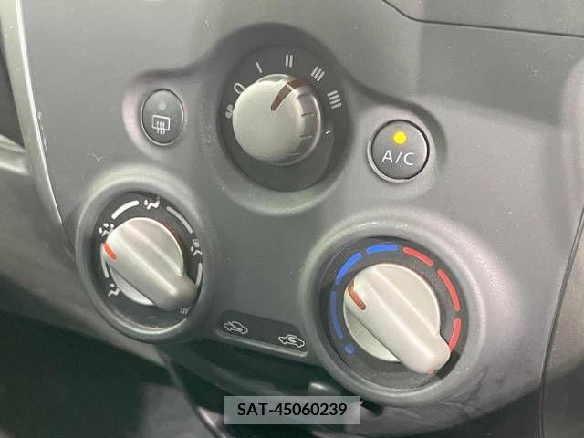 Nissan NOTE 2014-10 302357-7