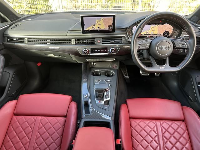 Audi S4 2019-09 24376-6