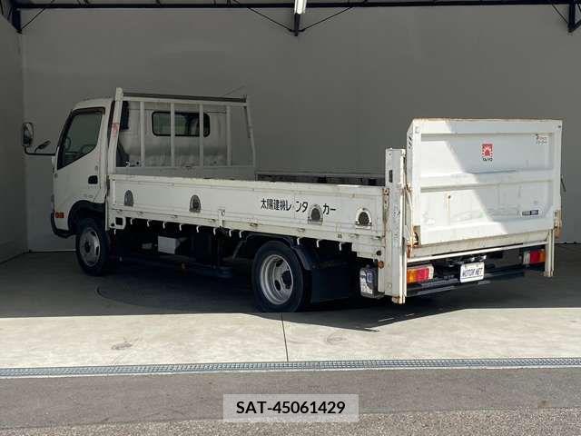 Hino DUTRO 2011-08 203753-12