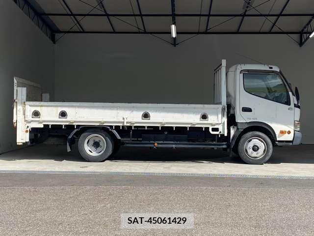 Hino DUTRO 2011-08 203753-9