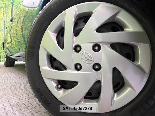 Toyota AQUA 2015-08 292194-13