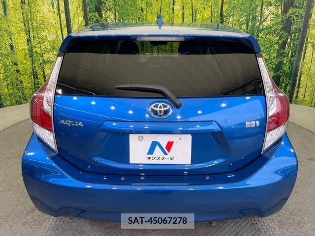 Toyota AQUA 2015-08 292194-15
