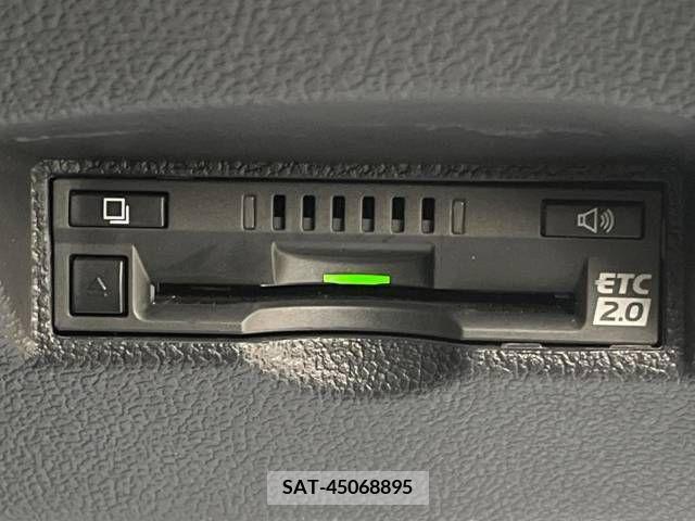 Toyota PRIUS 2017-04 246688-6
