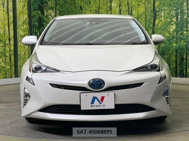 Toyota PRIUS 2017-04 246688-14