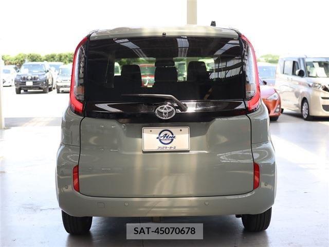 Toyota SIENTA 2023-02 375235-21