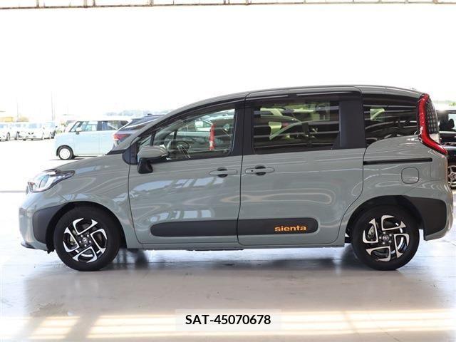 Toyota SIENTA 2023-02 375235-15