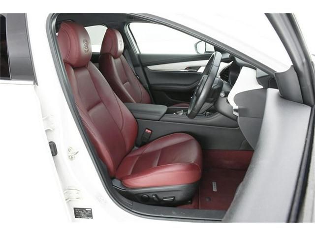 Mazda MAZDA3 2020-10 9916-8