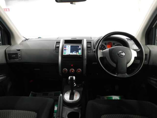 Nissan X-TRAIL 2009-10 23337-7