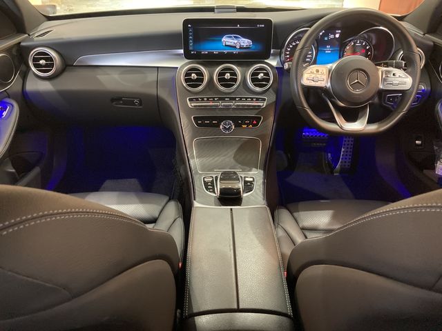 Mercedes Benz C-CLASS 2019-06 7658-5