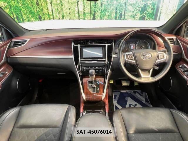 Toyota HARRIER 2017-07 331673-1