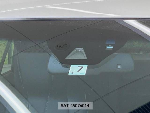 Toyota HARRIER 2017-07 331673-4