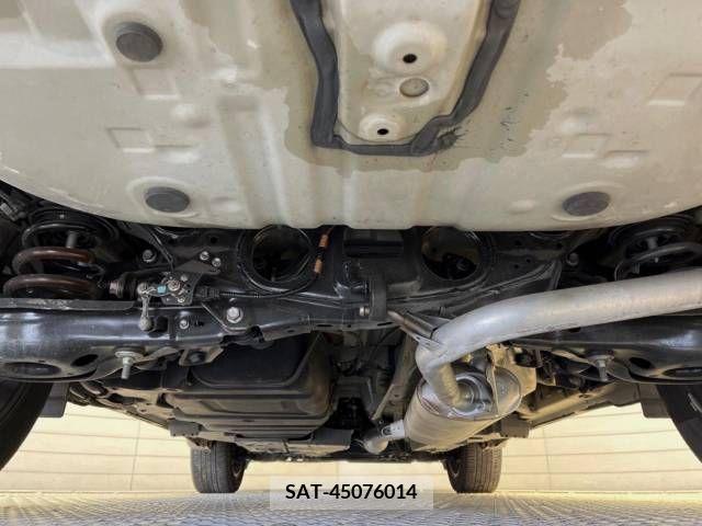 Toyota HARRIER 2017-07 331673-19