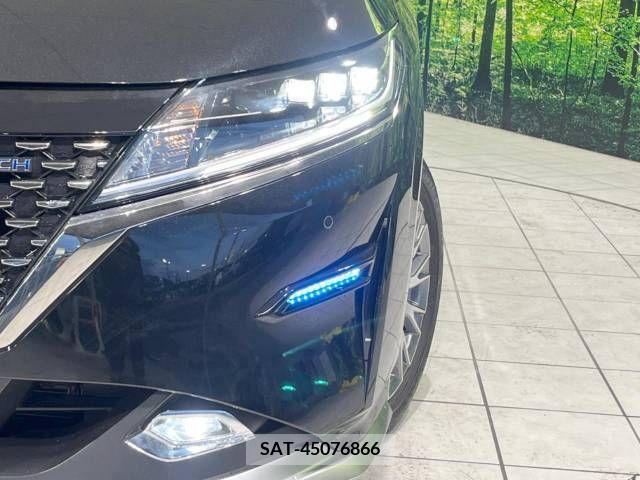 Nissan NOTE 2021-06 209505-12