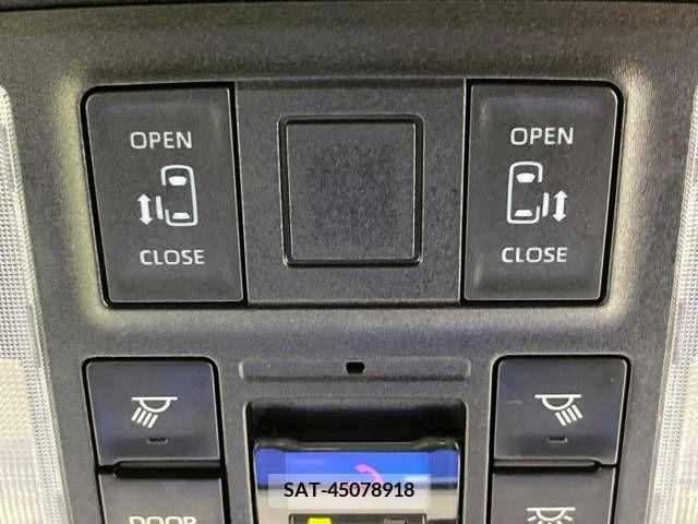 Toyota VOXY HYBRID 2022-09 370572-4