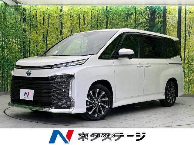 Toyota VOXY HYBRID 2022-09 370572-0