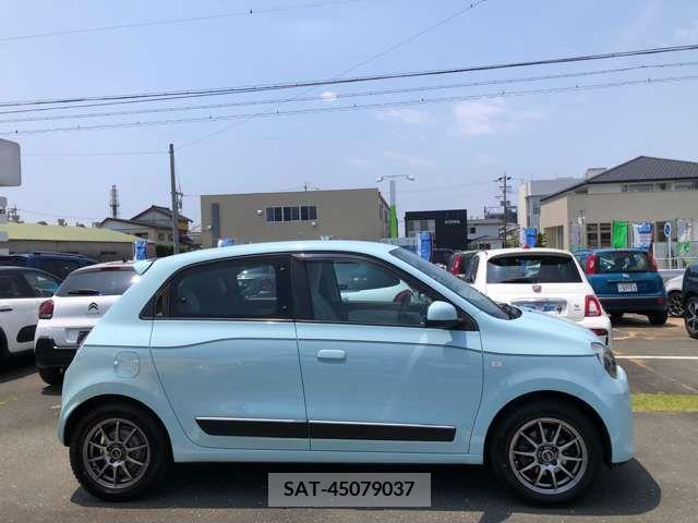 Renault TWINGO 2017-03 376240-6