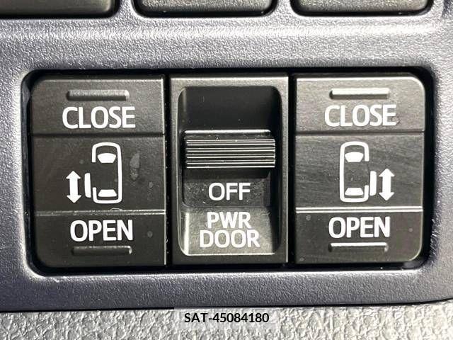 Toyota VOXY 2016-11 345146-4