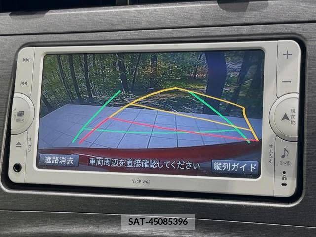 Toyota PRIUS 2013-03 366586-3