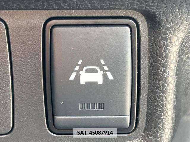 Nissan NOTE 2016-08 386311-6
