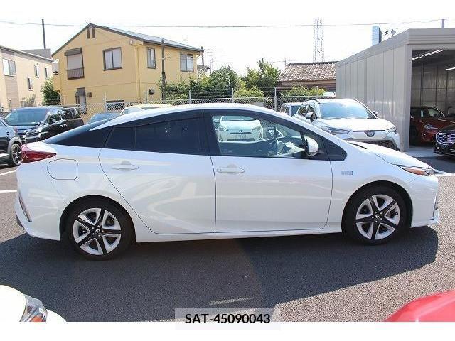 Toyota PRIUS PHV 2017-10 352400-7