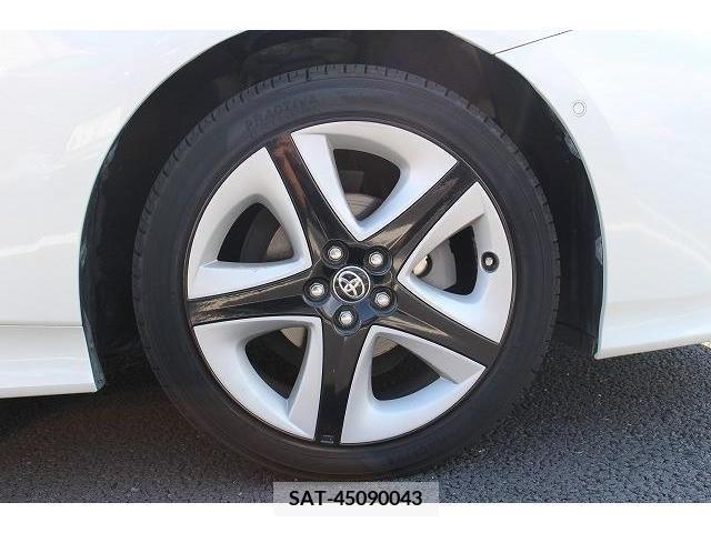 Toyota PRIUS PHV 2017-10 352400-12
