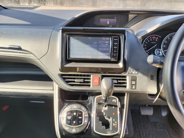 Toyota ESQUIRE 2016-10 184197-23