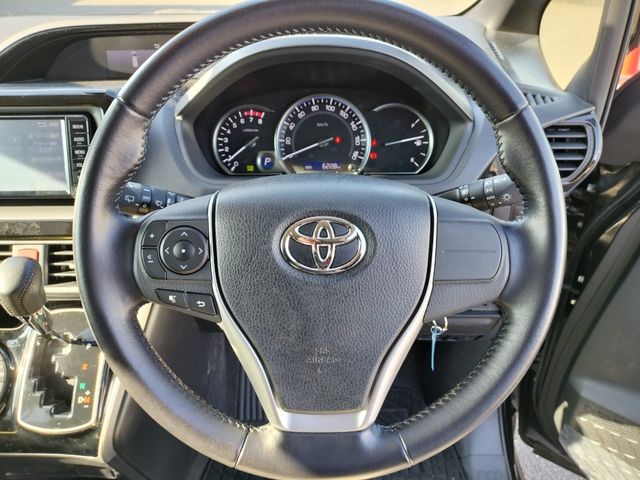 Toyota ESQUIRE 2016-10 184197-20