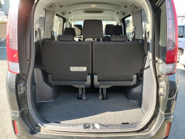 Toyota ESQUIRE 2016-10 184197-11