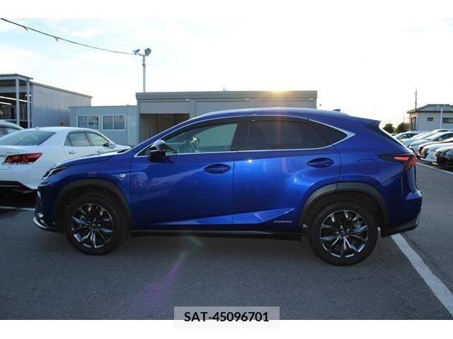 Lexus NX 2018-03 354189-9