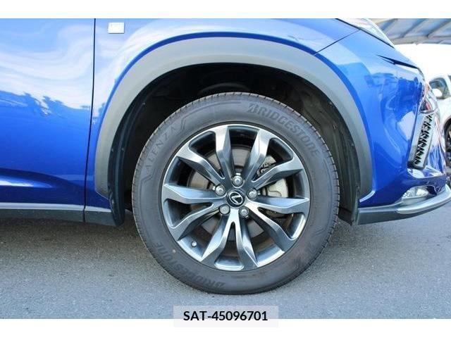 Lexus NX 2018-03 354189-10