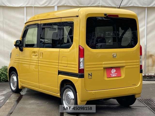 Honda N-VAN 2021-12 365646-9