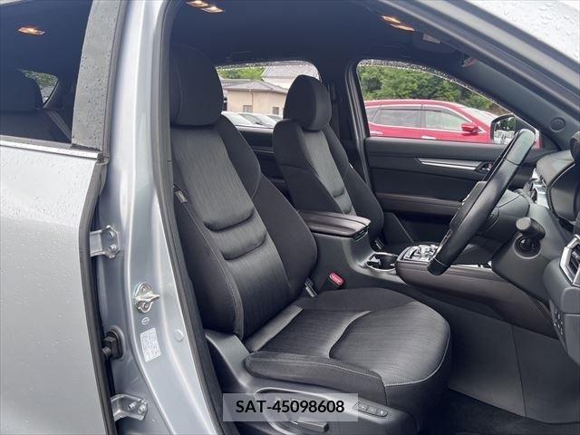 Mazda CX-8 2018-03 308537-17