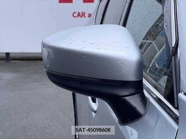 Mazda CX-8 2018-03 308537-11