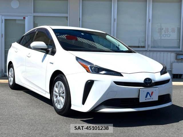 Toyota PRIUS 2019-05 322424-16