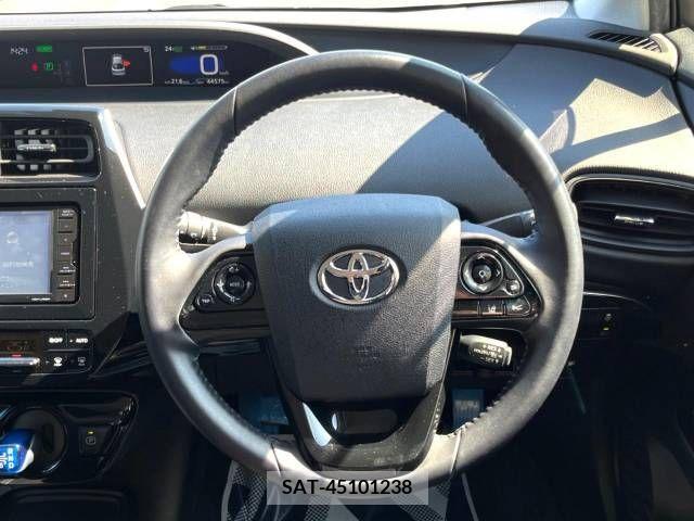 Toyota PRIUS 2019-05 322424-11