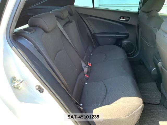 Toyota PRIUS 2019-05 322424-9