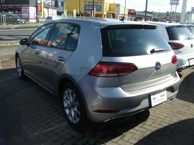 VolksWagen GOLF 2019-05 21556-2
